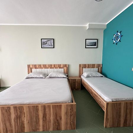 Eri Apartments 4 Shëngjin المظهر الخارجي الصورة